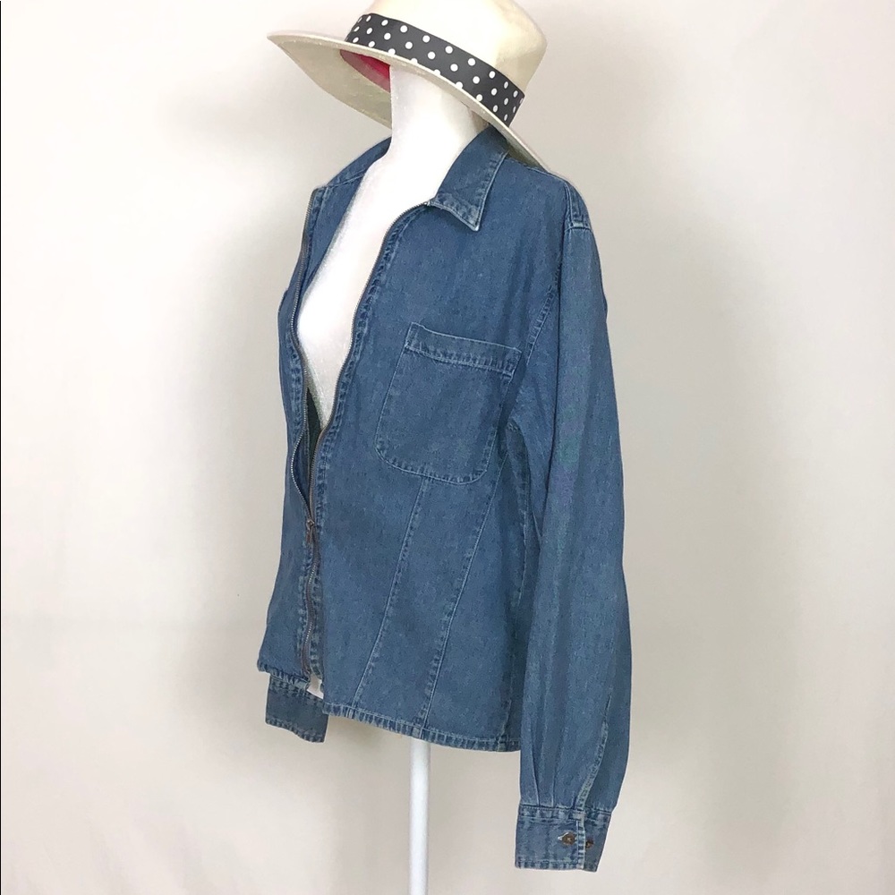 Bill Blass denim zippered shirt size Large